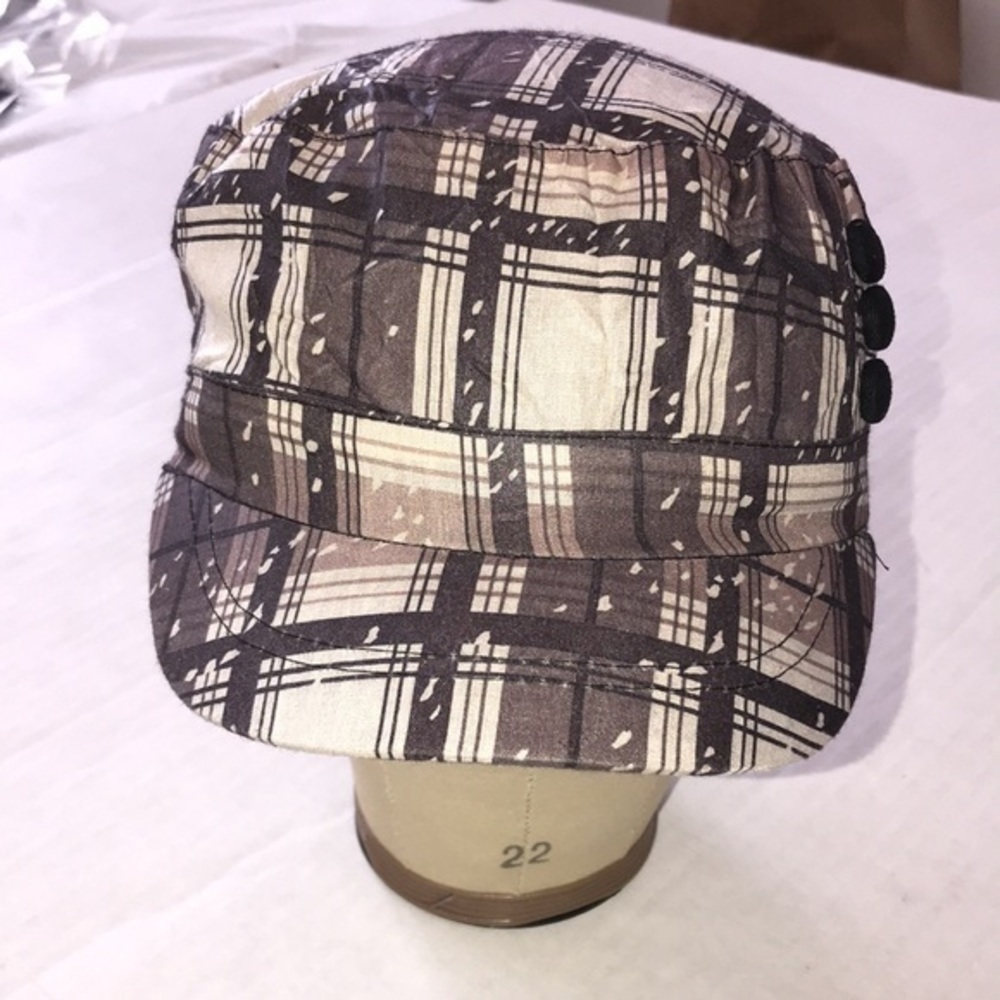 Cute Cap - Picture 7 of 7